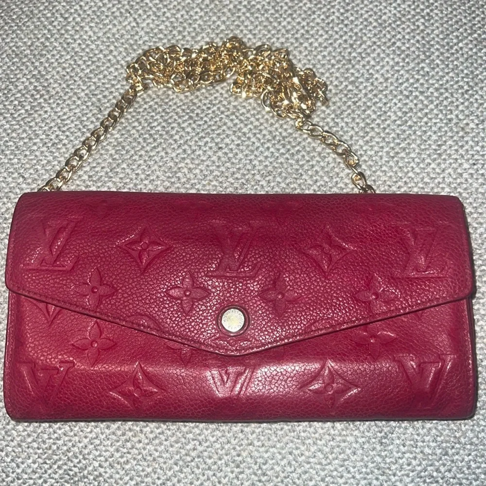Authentic Louis Vuitton Empriente Sarah wallet raspberry color CA1183